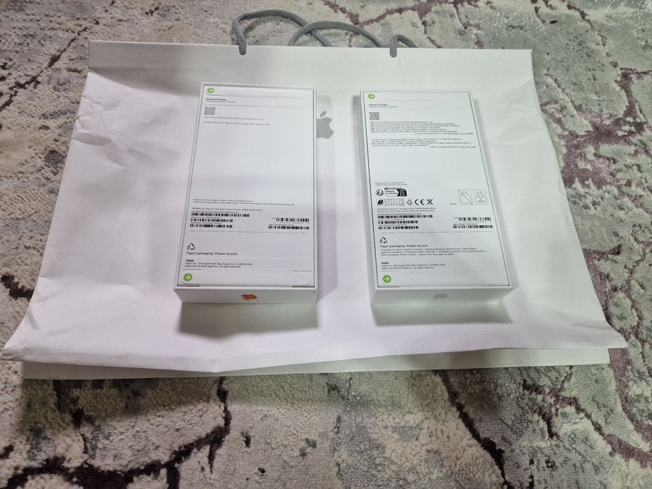 IPHONE 17 PRO MAX 256GB Sigilat // silver,  neverloked