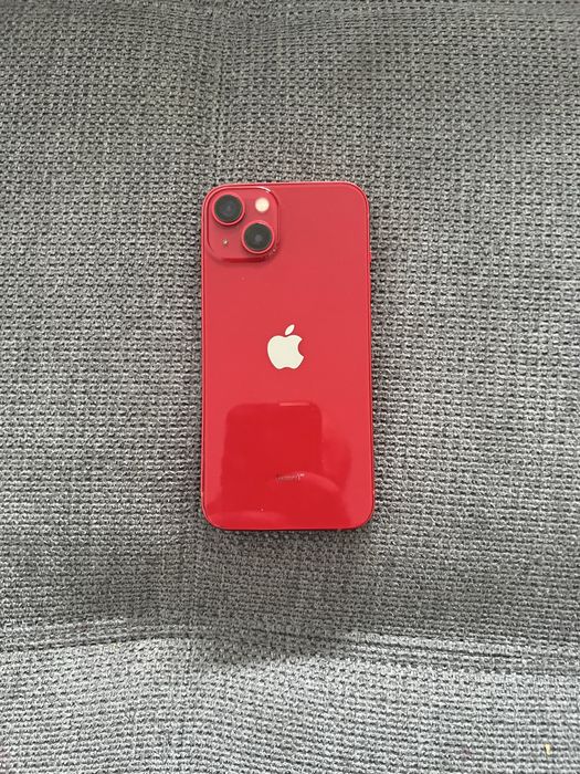 vând i Phone pentru piese.