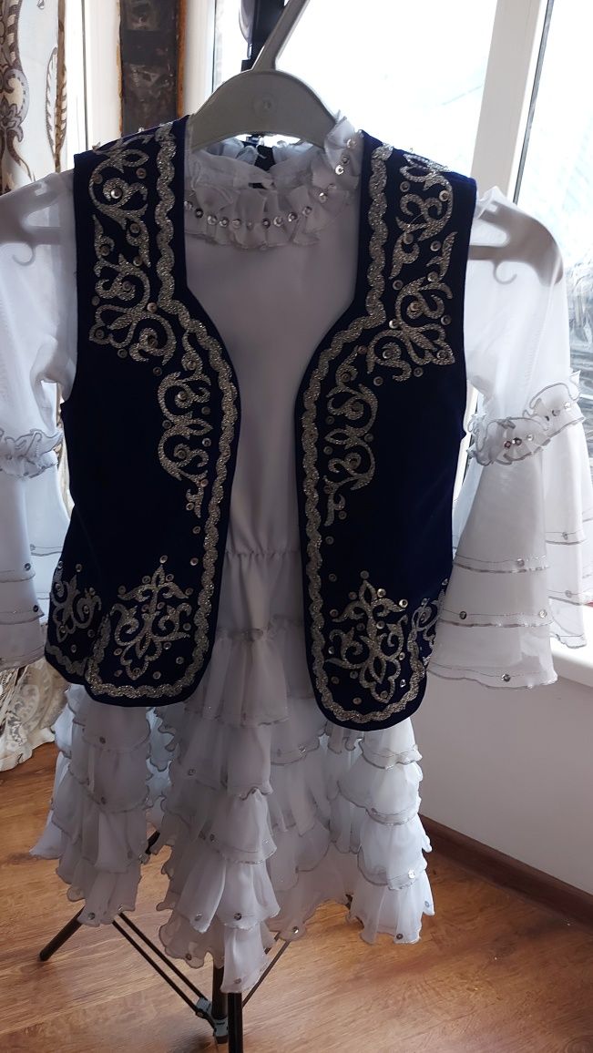Национальный костюм. Казахское платье. Национальное платье.
