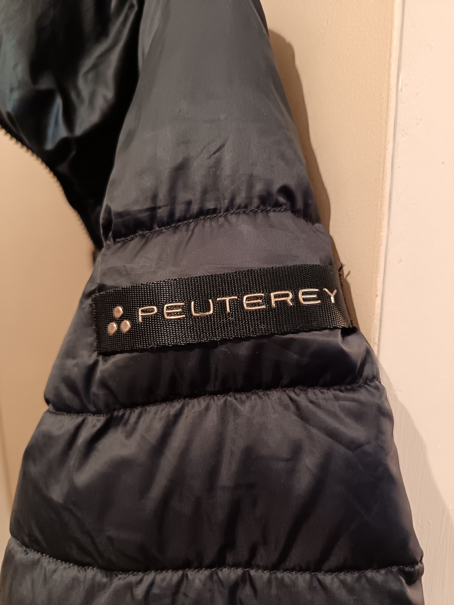 Дамско зимно яке гъши пух Peuterey 44