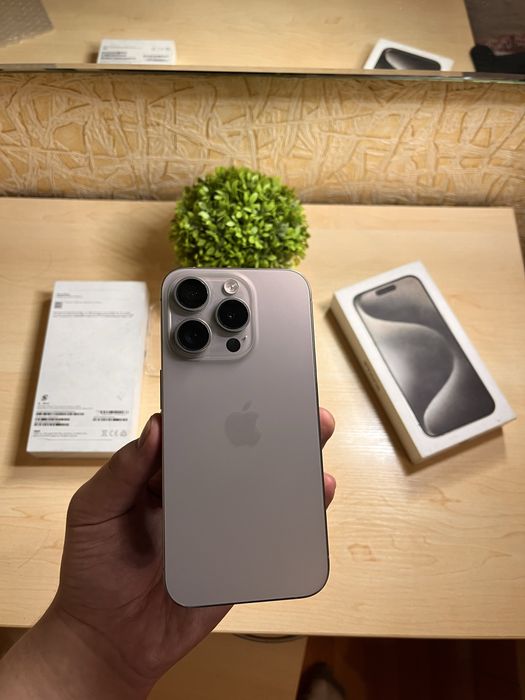iPhone 15 Pro 256GB 90% В шикарном состоянии!