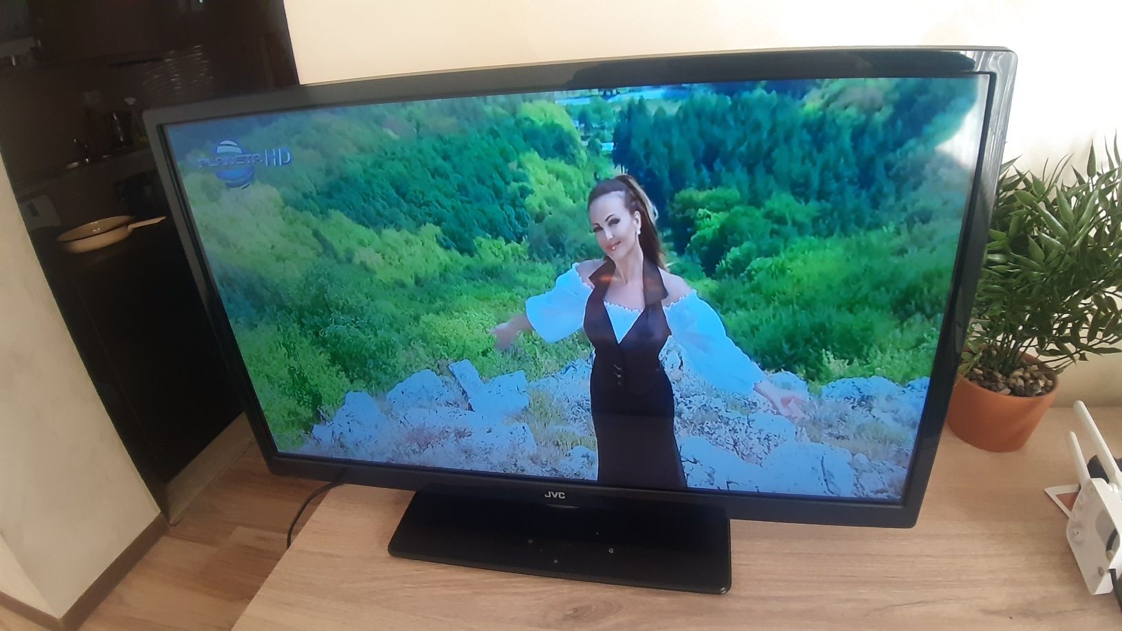 Телевизор JVC RM-C3090