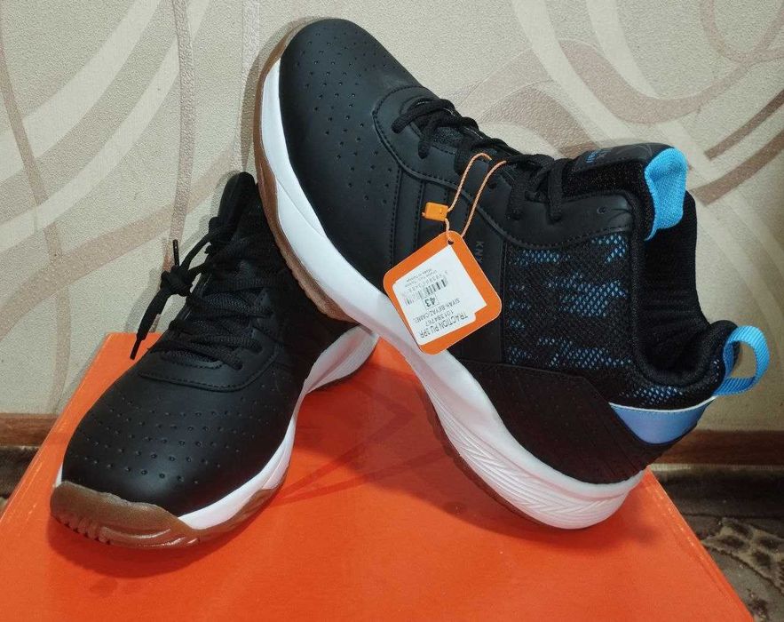 Продам мужские турецкие снигерсы. Бренд Kinetix.Р 41,42,43