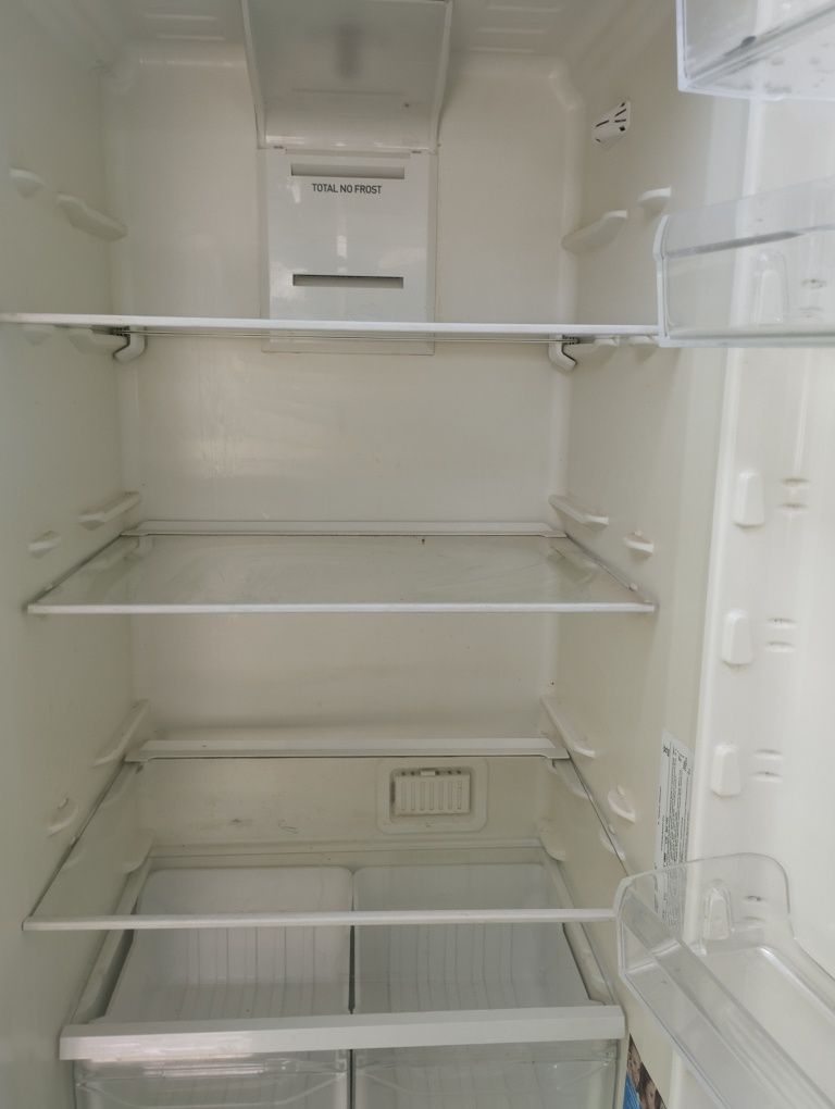 Indesit df5200w xoodelnik