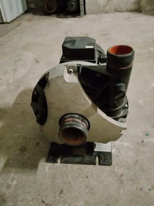 Pompa de apa electrica