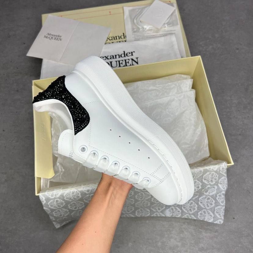 Adidasi dama Alexander Mcqueen,livrare oriunde în tara