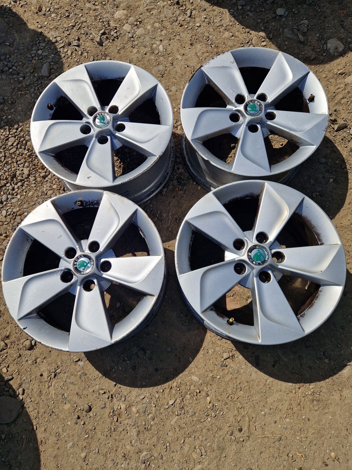 Jante aliaj Skoda Yeti R16 2012