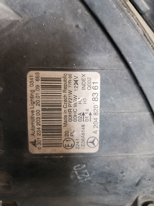 ФАР ЗА Mercedes c200