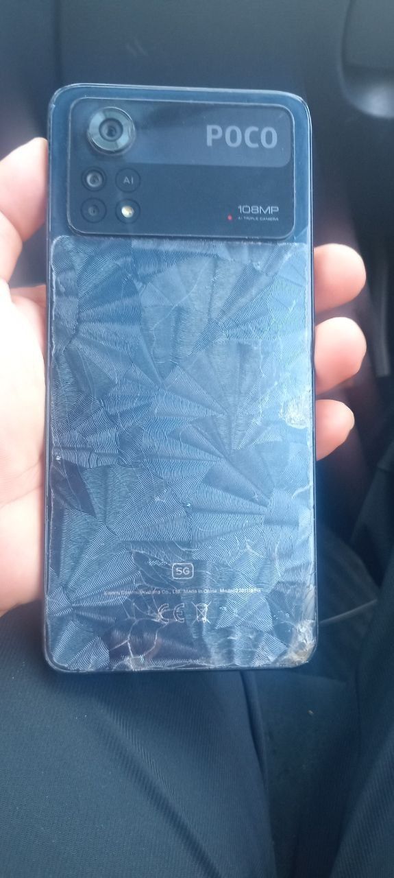 poko x4 8 256GB sotladi yoki abmen iphone