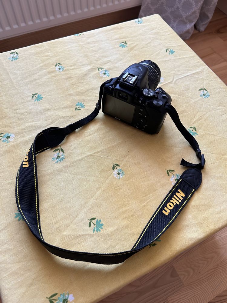 Aparat foto DSLR Nikon D3500