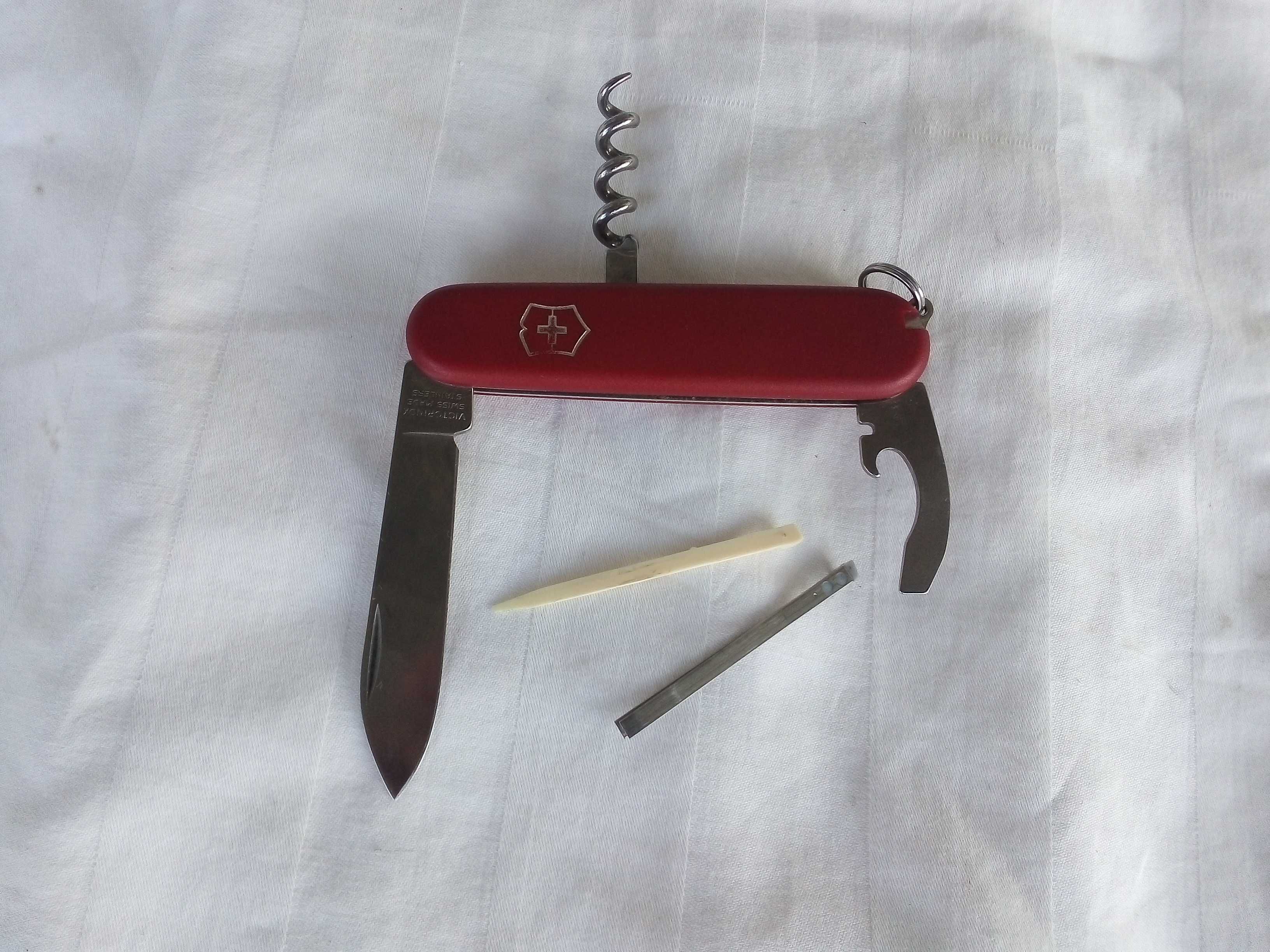 Швейцарско ножче VICTORINOX