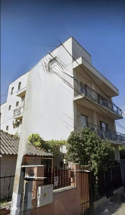 Vila spatioasa Academia de Marina