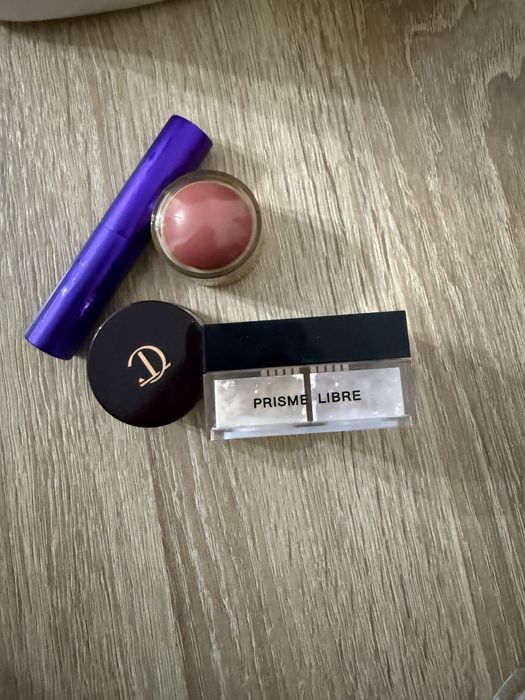 Косметика декоративная оригинальная