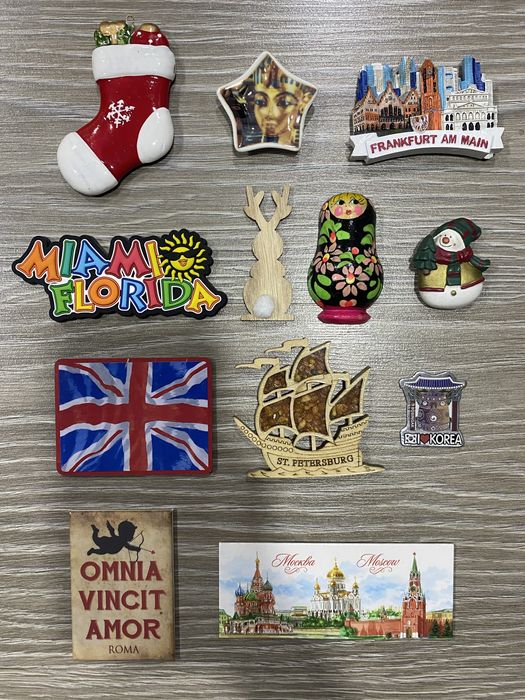 12 магнитов на холодильник