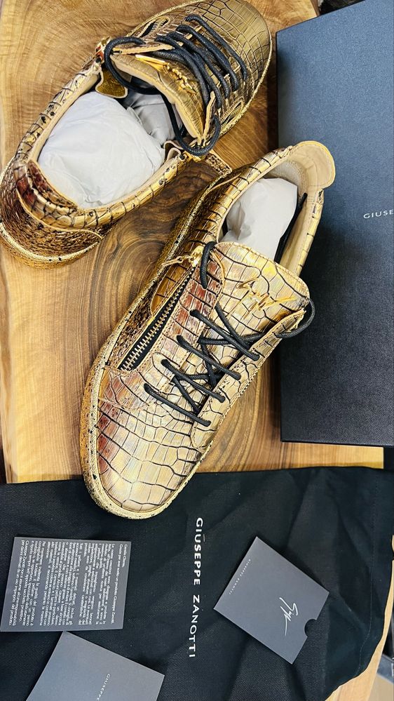 Giuseppe Zanotti FRANKIE 42 номер