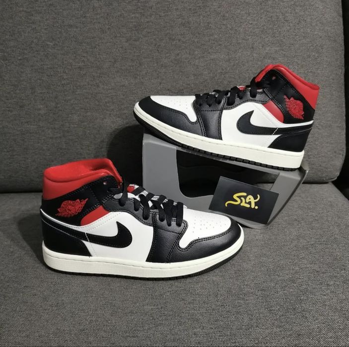 Jordan 1 Mid Gym Red Panda