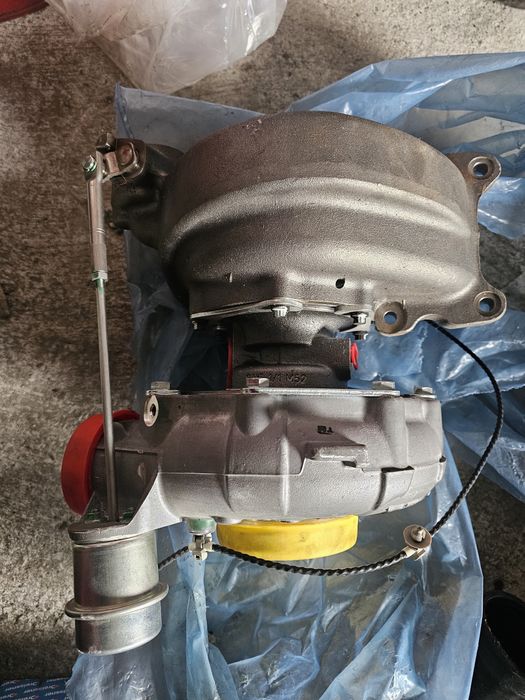 Vând turbină Volvo conform codului