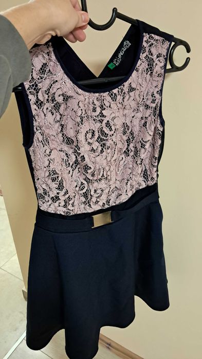 Елегантна къса дамска рокля в цвят "Пепел от рози".