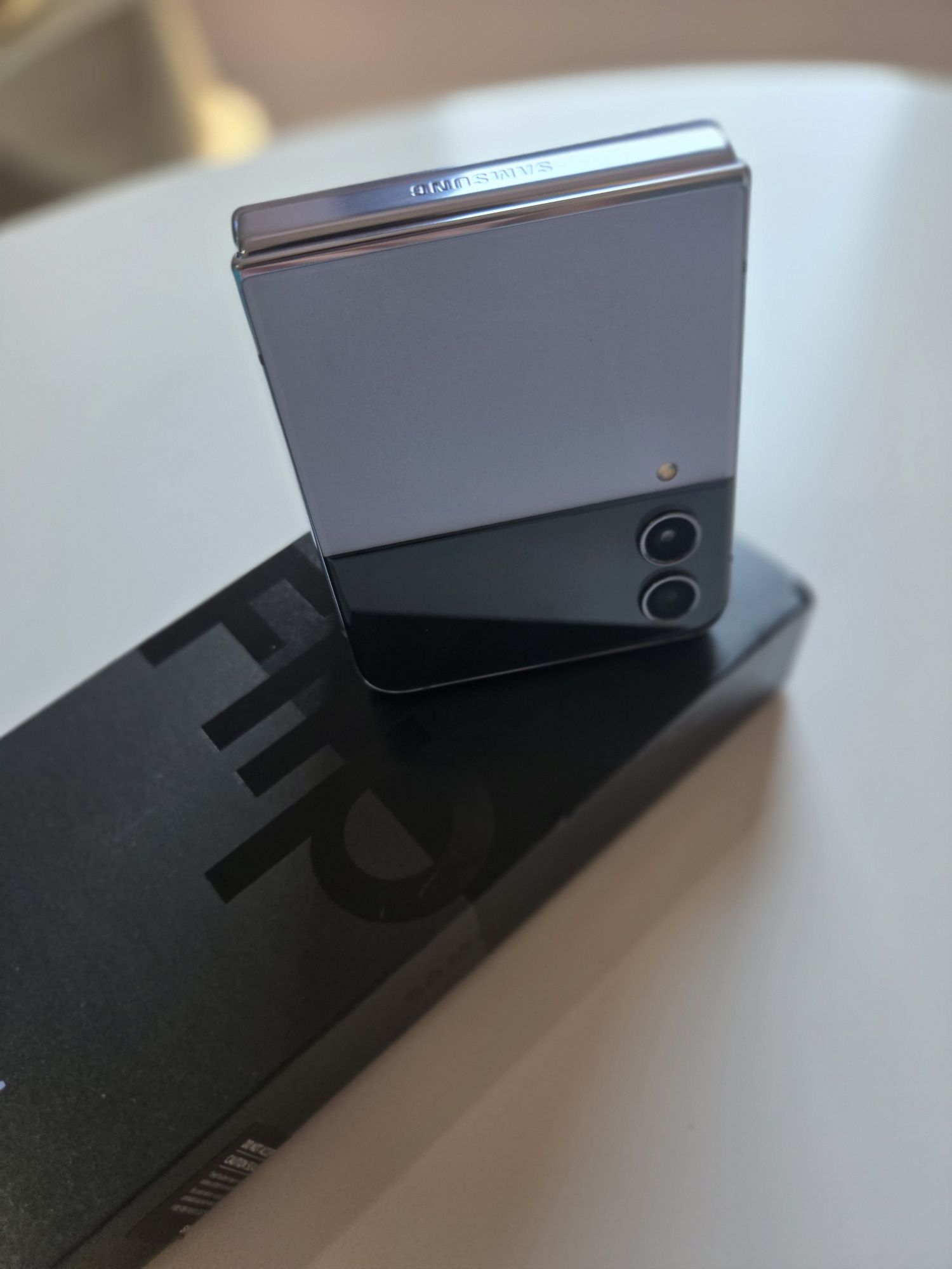 Samsung Flip 4, 128gb, Blue