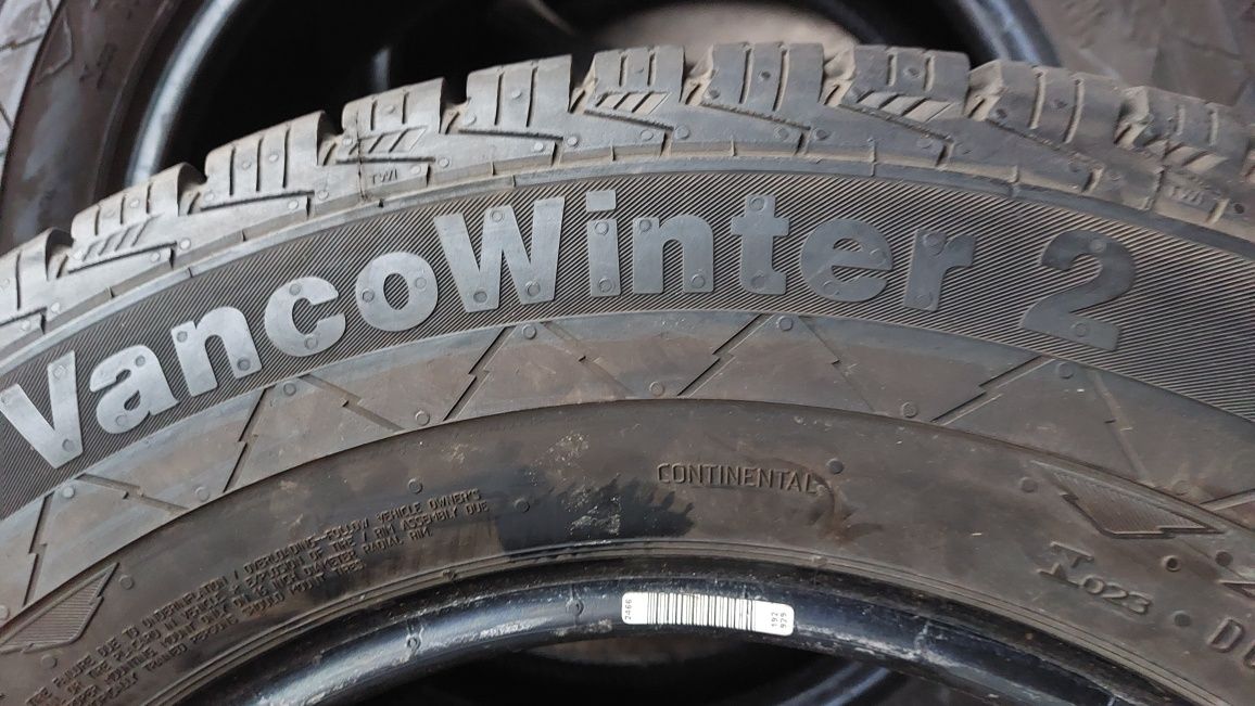 Зимни гуми за Бус 205/75/16 C Continental VancoWinter 4 броя