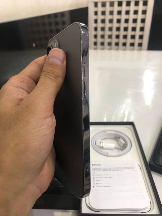 Iphone 12 pro sotiladi