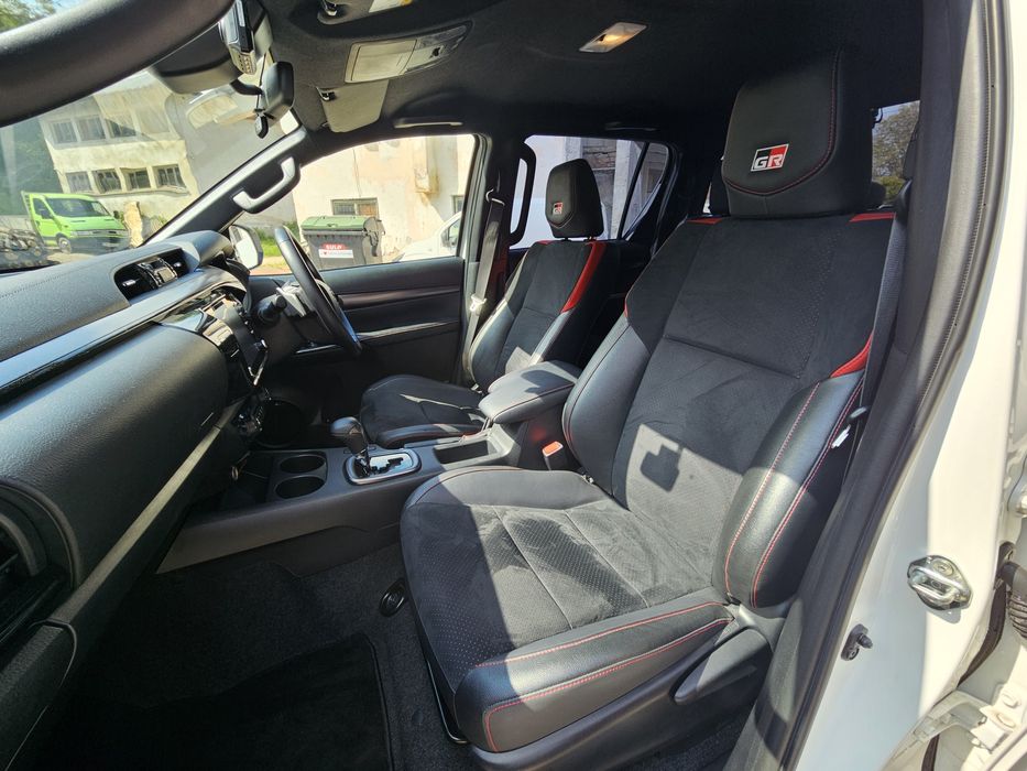 Toyota Hilux VIII 2.4d 150к.с. GR На части