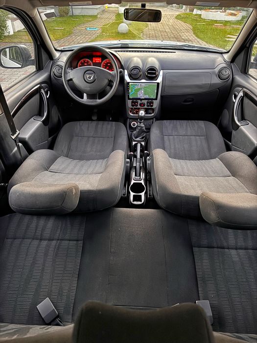 Dacia Duster Offroad Pack 1.6 4x4 Benzina Navi Clima Geamuri Electrice