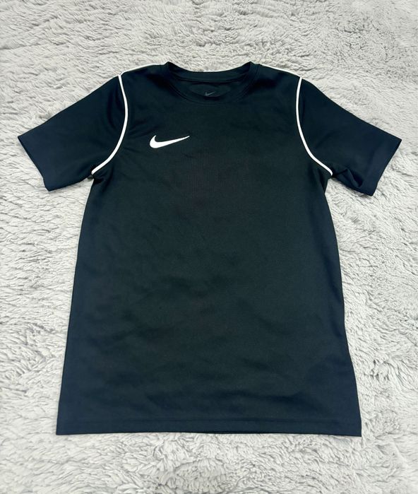 Tricou sport Nike negru