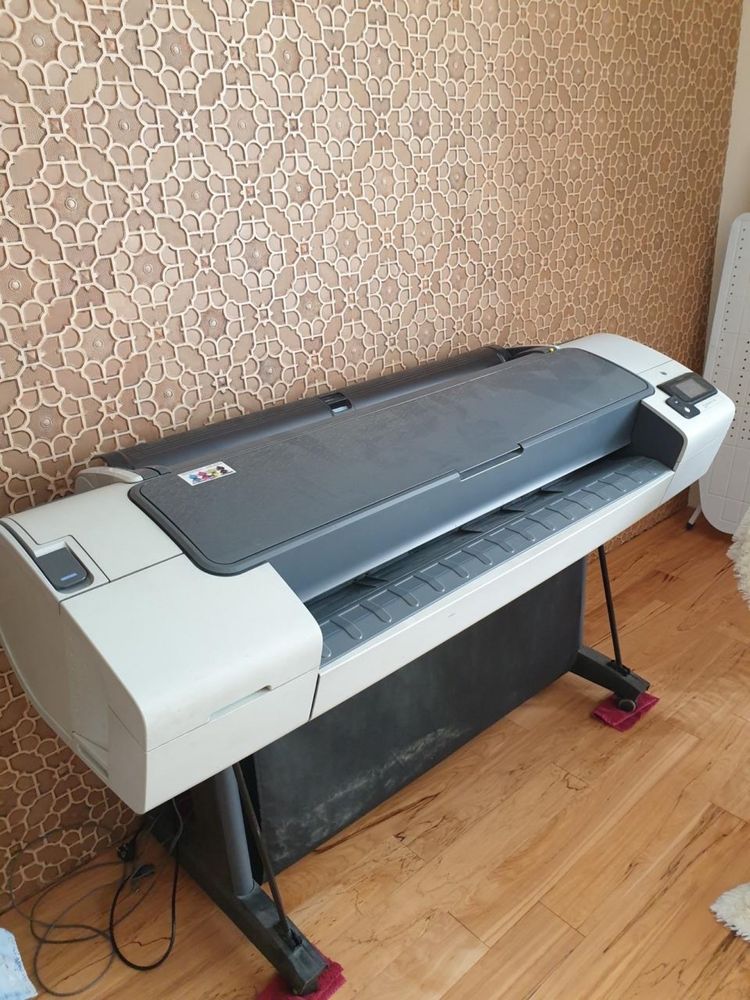 Плоттер hp designjet T790
