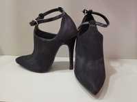Елегантни черни обувки Тенденз