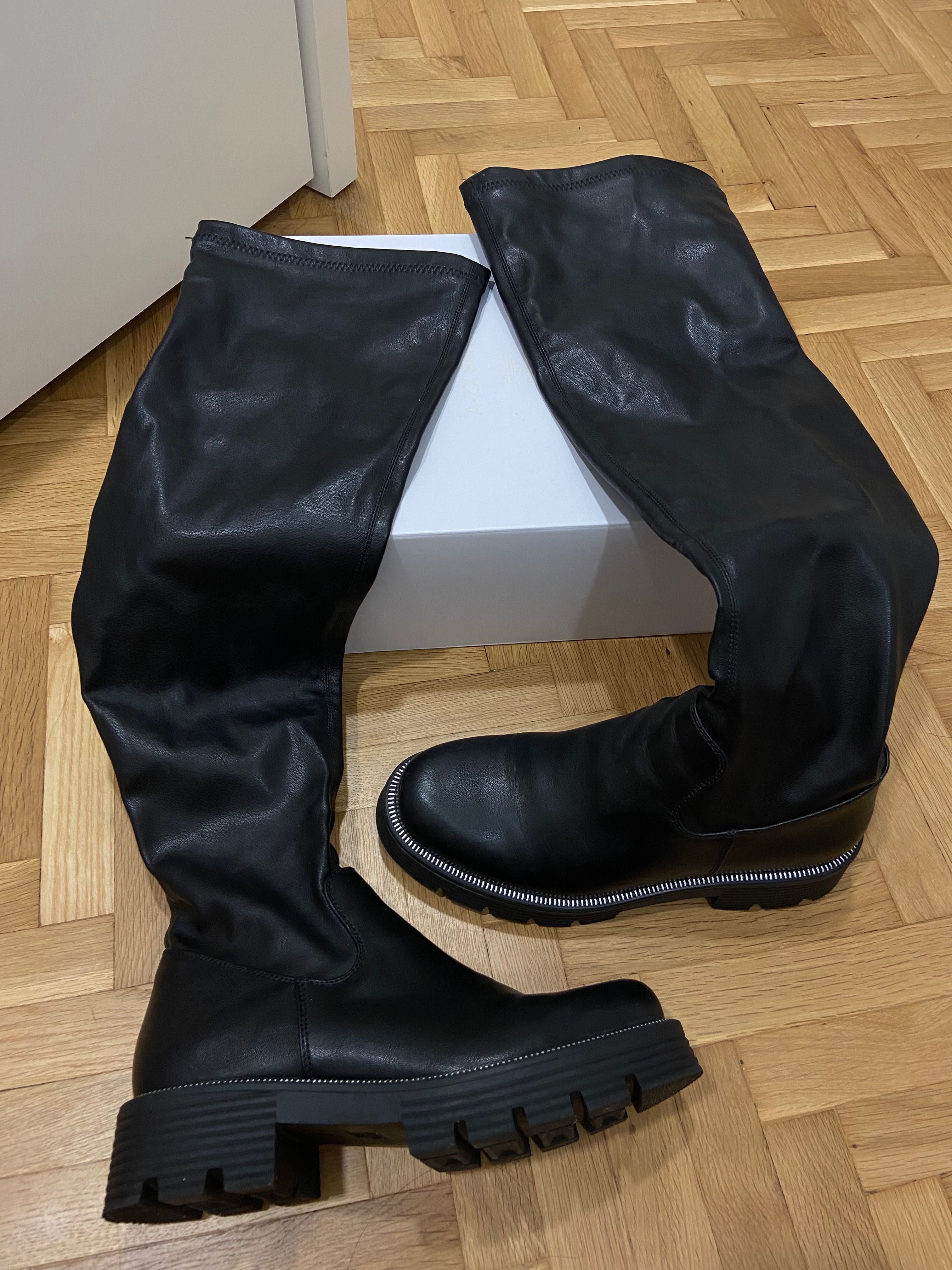 Зимни дамски ботуши