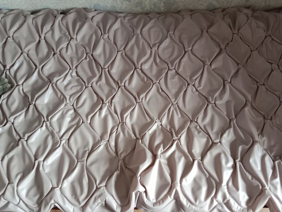 Продам противопролежневый матрас.