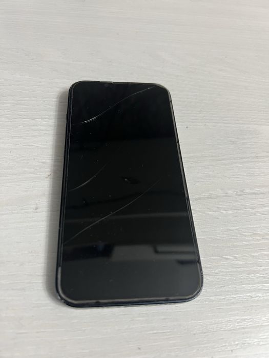 Продам Iphone 14