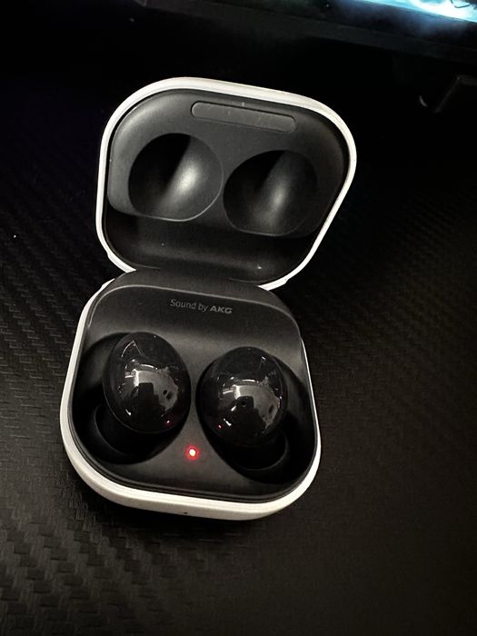 Samsung buds 2 + калъфче