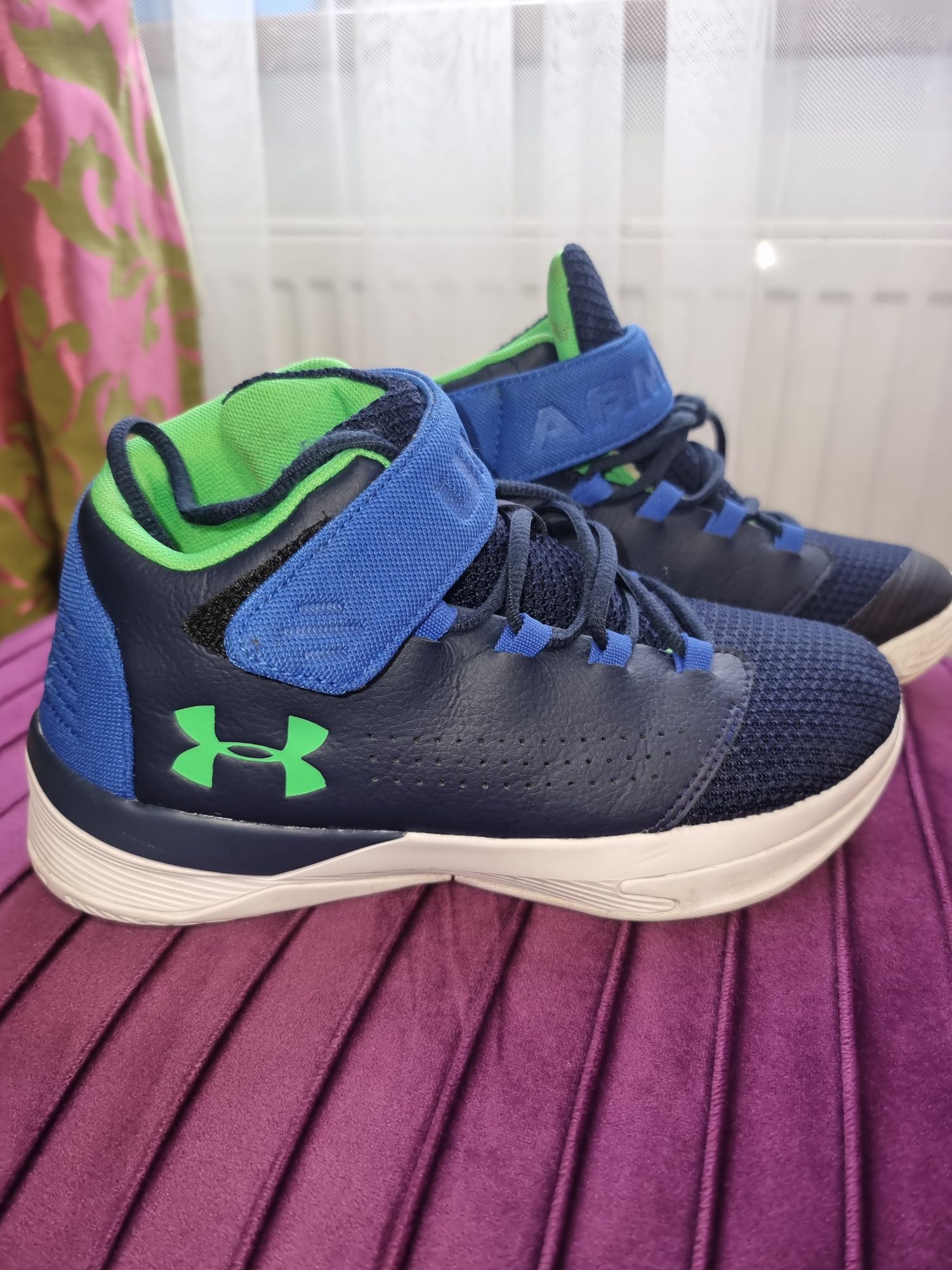 Ghete Under Armour  mărimea 38