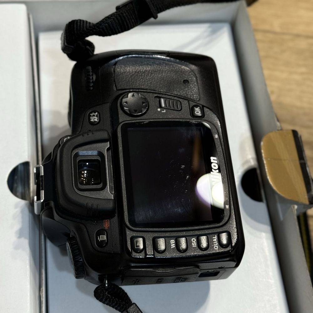 Kit Foto Nikon D80 + 18-105mm VR + Cadou Bliț YN565EX III