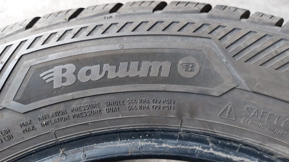 Гуми за Бус 215/65/16 C Barum Snovanis 2 броя