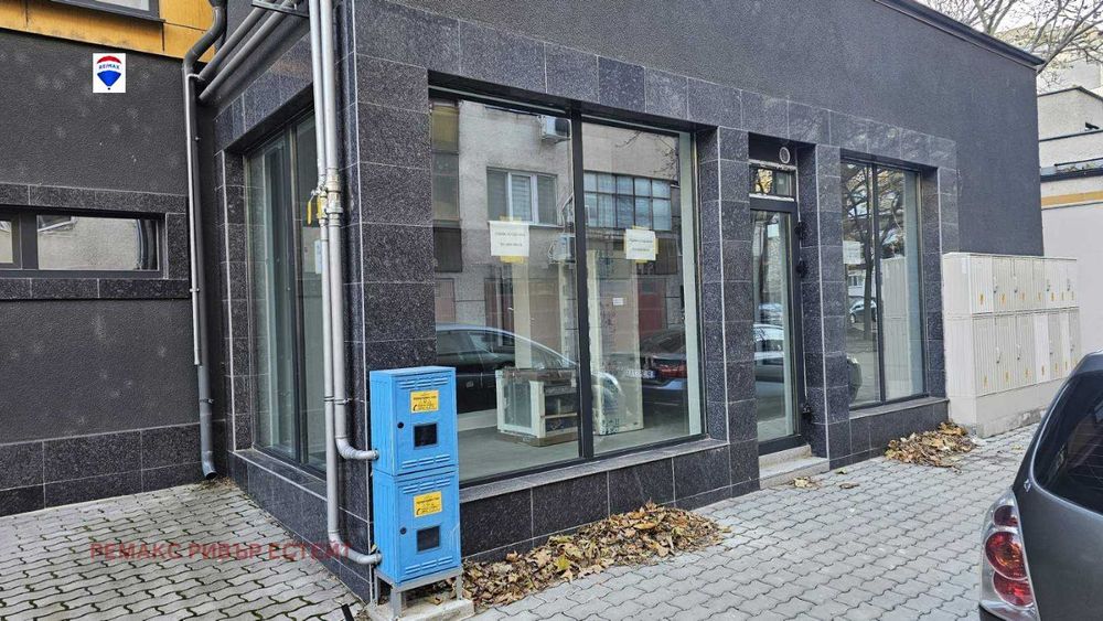 Дава се под наем Магазин в Русе, Родина 1 - 104 кв.м за 612 € - Снимка #1