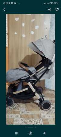 Срочно продается детская коляска унисекс.