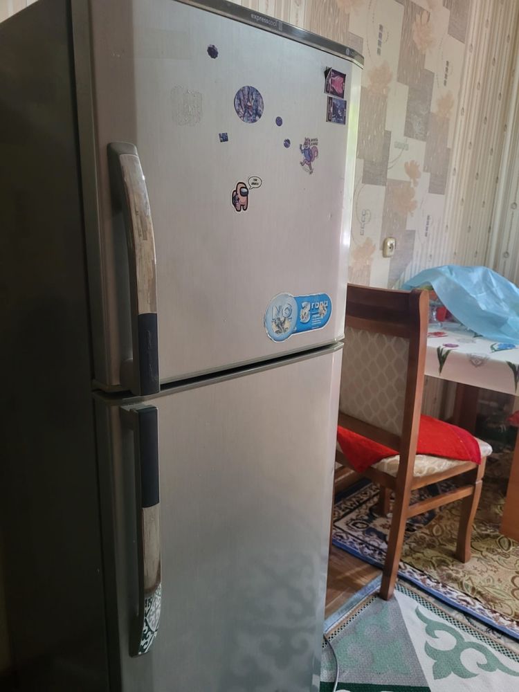 Холодильник LG expresscool