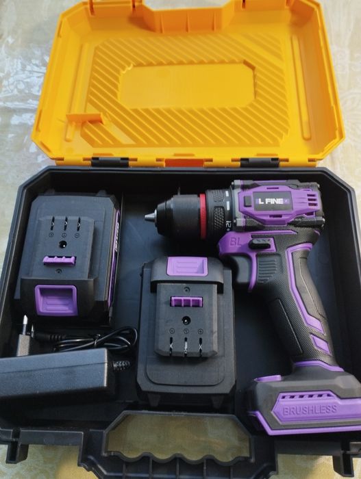 Продается безщеточный шуруповерт