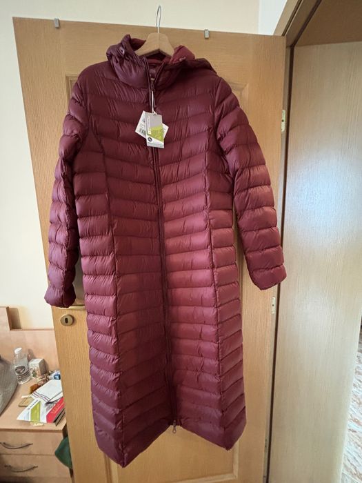 Дълго дамско яке от Mountain Warehouse