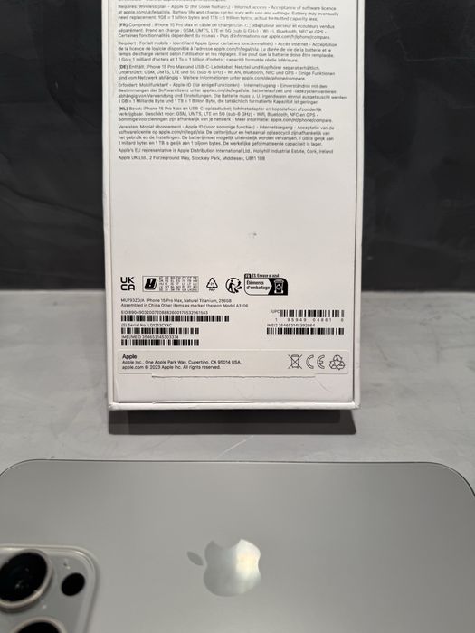 КАТО ЧИСТО НОВ Iphone 15 Pro Max 256 GB Natural