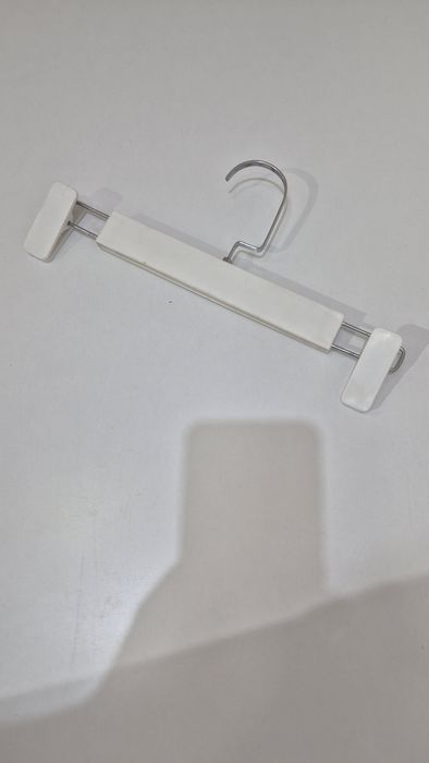 Вешалки для одежды