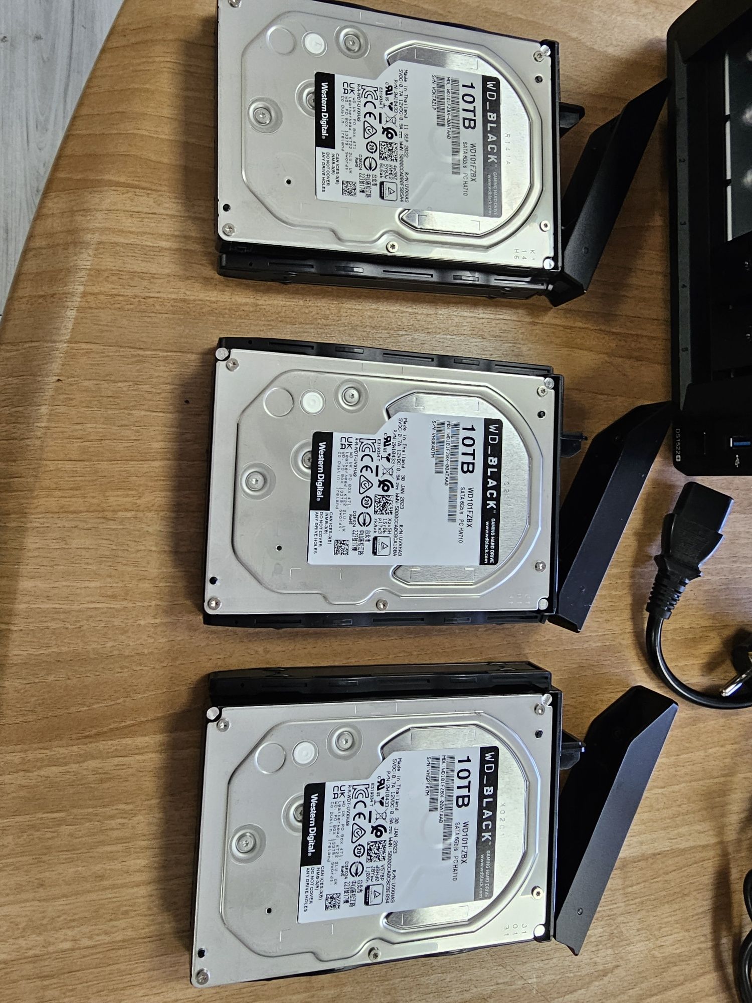 Сетевая система хранения данных Synology DS1522+, 10GbE, 32GB + 36TB