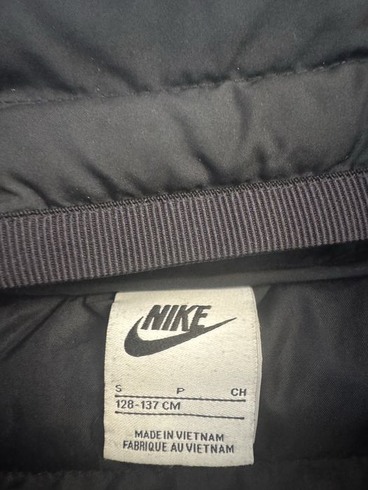 Юношеско яке на Nike