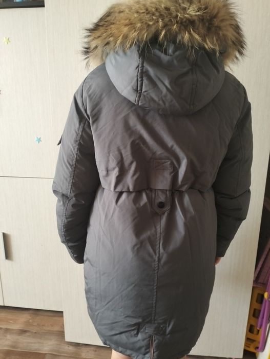 Продается куртка на девочку