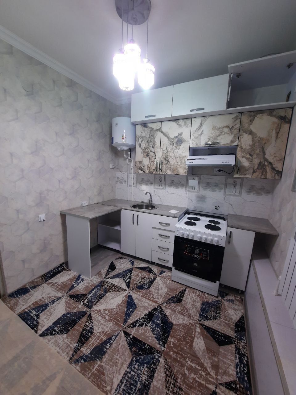Квартирага факат студент кизлар куйилади.