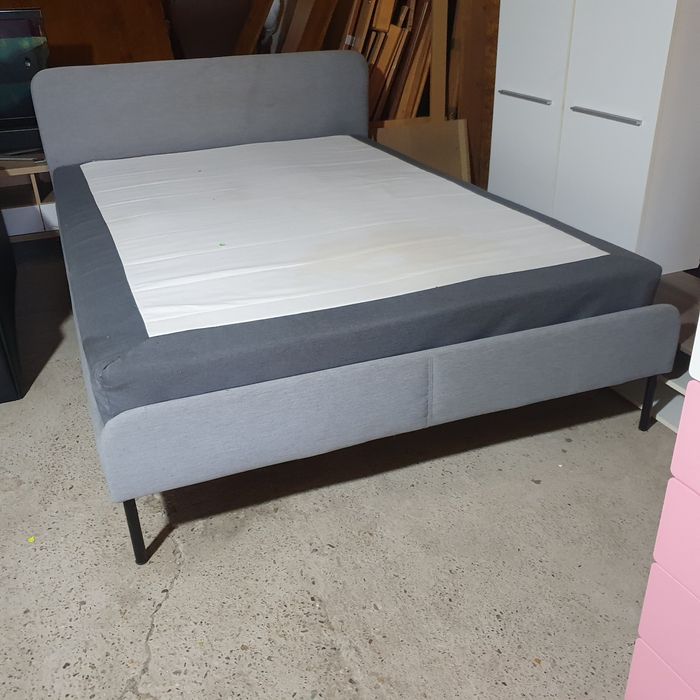 Pat dormitor tapițat 1.40m/2m