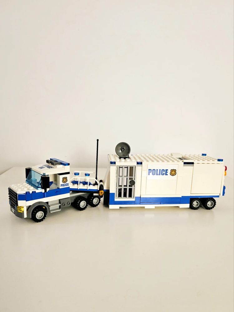 Lego City 60139 - Mobile Command Centre (2017)